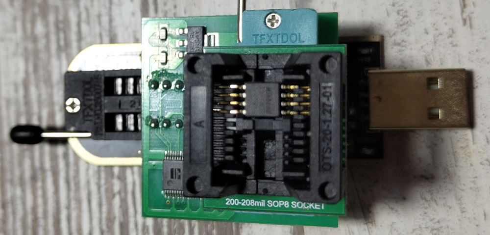 1-8v-zif-socket-cut.jpg